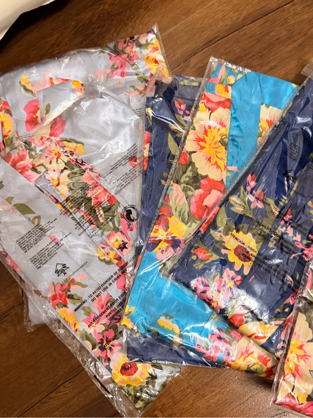 Womens Floral Print robes - Blue / Navy / Light Pink